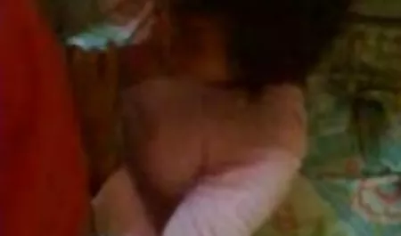 شابة موقع سكس عربي 2018 سمراء يريد الحمار الدجاج