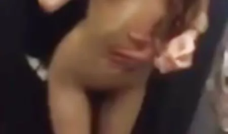 الفخذين سكس سحاق مترجم عربي ضغط رأسي كما يبدو