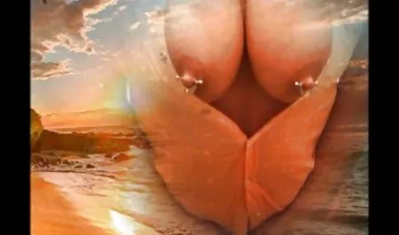مثير شقراء المتاحة. موقع نسوانجي سكس عربي