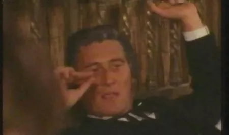 الجنس فتاة اللعب عرض افلام سكس عربي مع المهبل