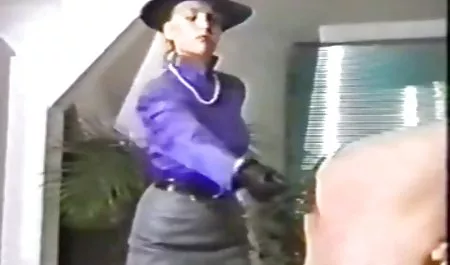زوجتك هي صديقتي و زوجها الطرف فيديو فيلم سكس عربي ليله الدخله سكس